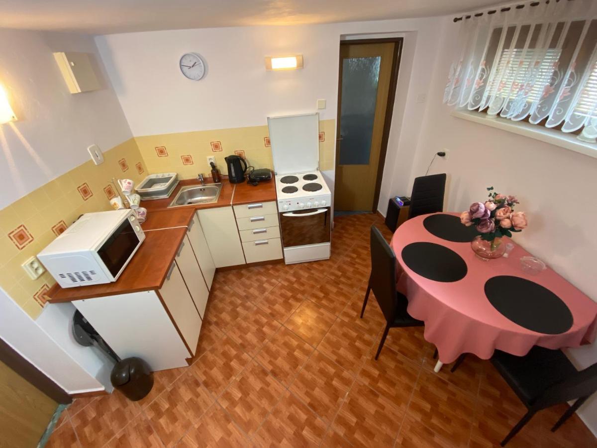 Апартаменты Privat Tilia Ivachnova Экстерьер фото